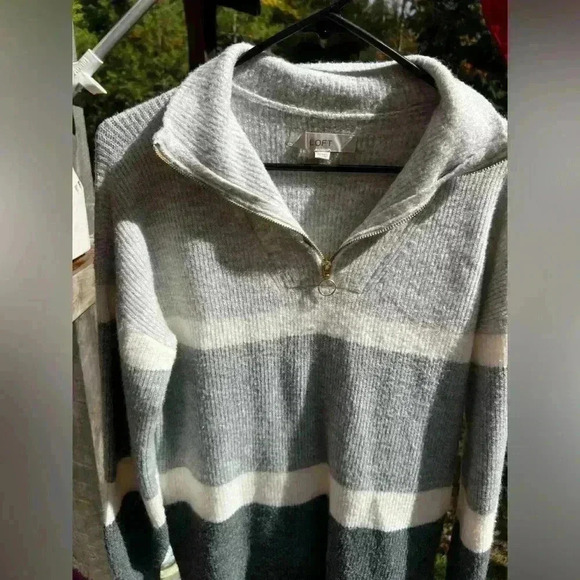 LOFT Gray & White Striped Quarter Zip Tunic Sweater Womens XS - Picture 1 of 4